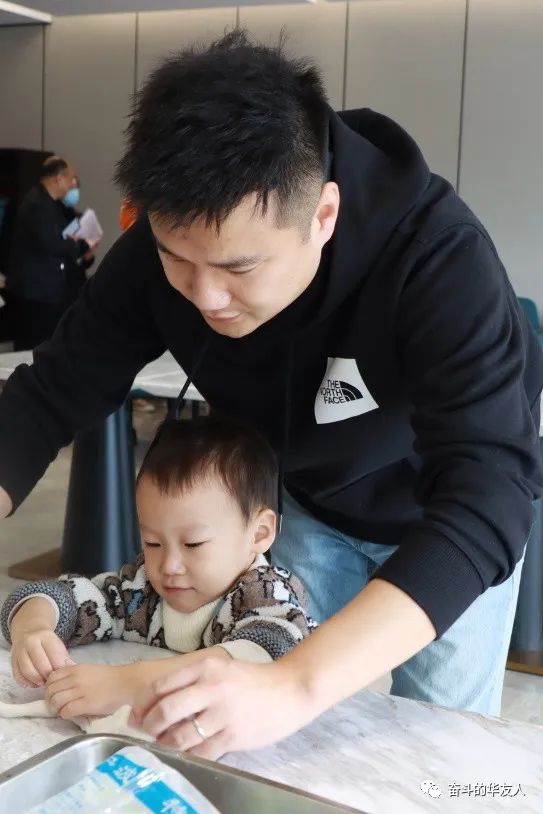 “童”心向未来 有“锂”才精彩——这场亲子运动，，，，让爱更亲密无间！-文化运动-浙江华友钴业股份有限公司