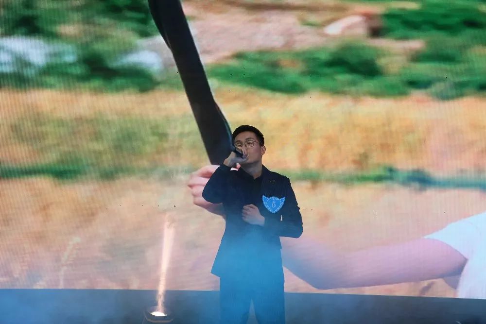 唱响华友梦，，，迈向新征程——华友钴业2020跨年演唱会圆满落幕（内含精彩视频）-文化运动-浙江华友钴业股份有限公司