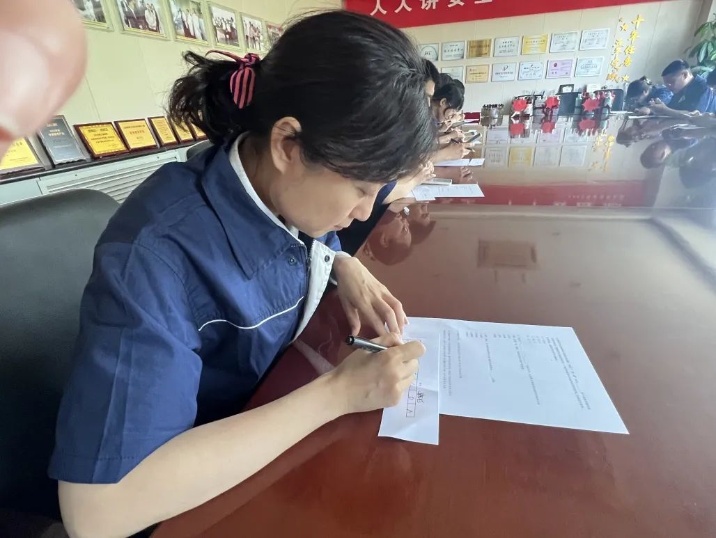 红色七月，，，，，超“燃”！-党建活动-浙江华友钴业股份有限公司