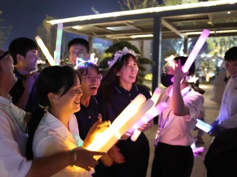 【国庆特辑（一）】灯火里的我们，，，，，，灯火里的中国-党建活动-浙江华友钴业股份有限公司