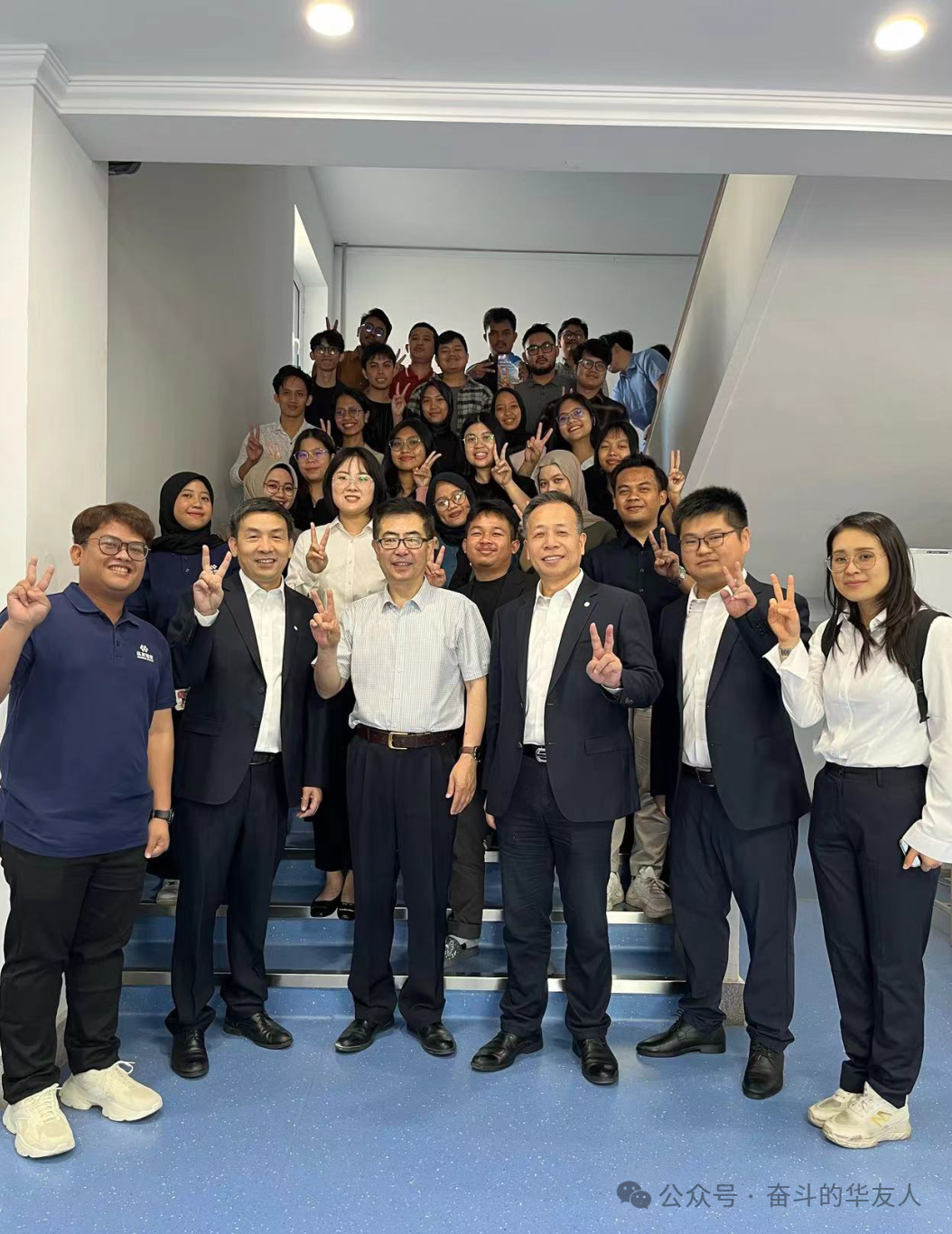Opening Ceremony of the Second Tripartite Master's Degree Course on Metallurgical Engineering between Huayou Cobalt, Northeastern University and Indonesia's Ministry of Maritime Affairs and Investment Coordination-News Releases-Huayou New Energy Technology (Quzhou) Co., Ltd.