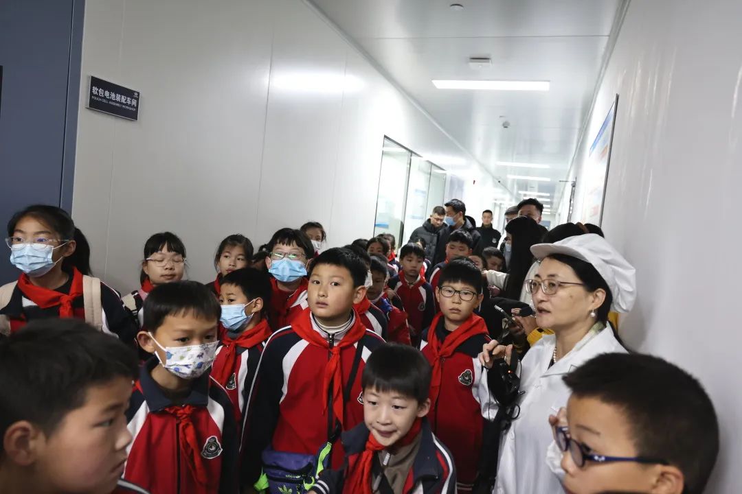 "科尚小达人"探秘华友科技之旅-企业新闻-浙江华友钴业股份有限公司
