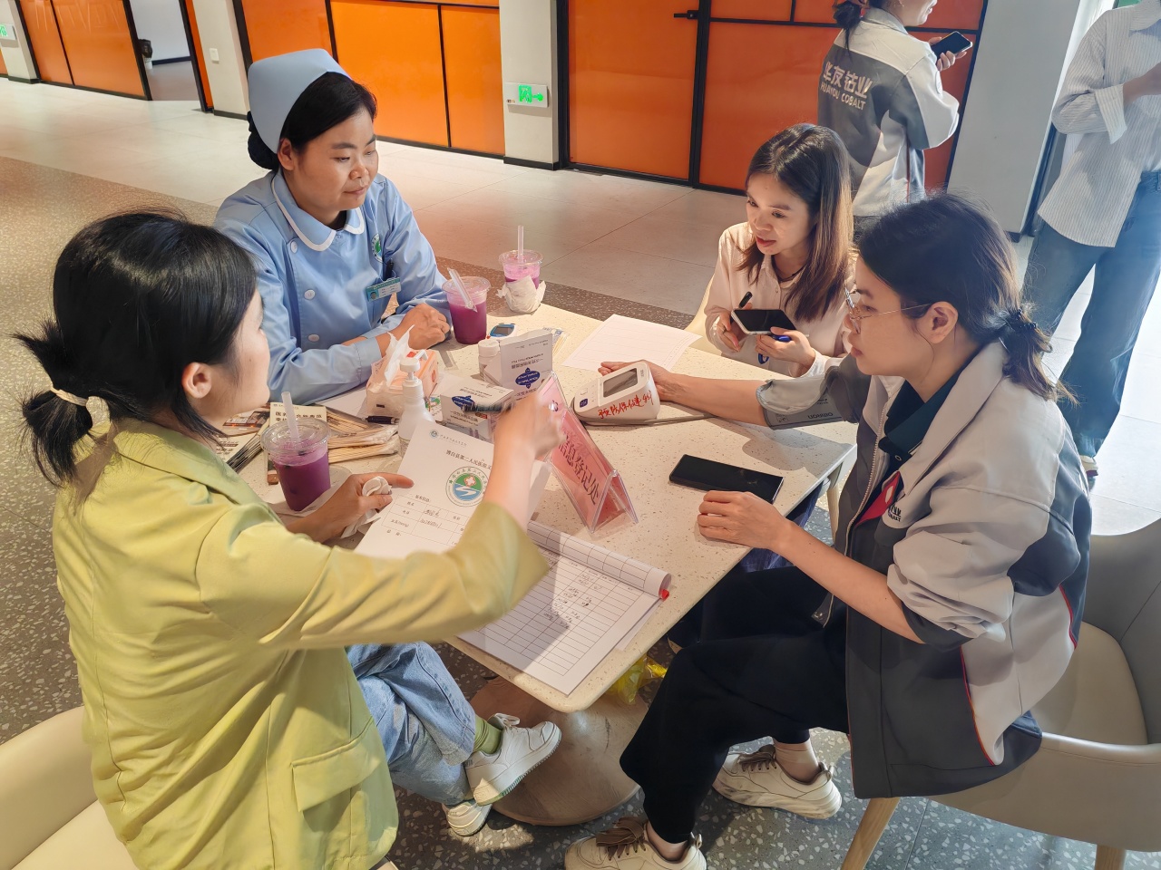华友广西园区开展康健义诊活动 暖心折务守护职工康健-活动组织-浙江华友钴业股份有限公司